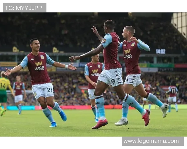 五十号足球球星名单与他们在足坛的精彩表现分析